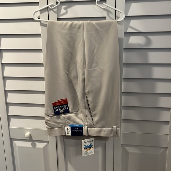 Men’s pants. - Picture 2 of 4